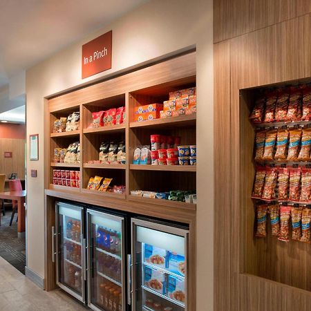 Towneplace Suites By Marriott Ottawa Kanata Екстер'єр фото