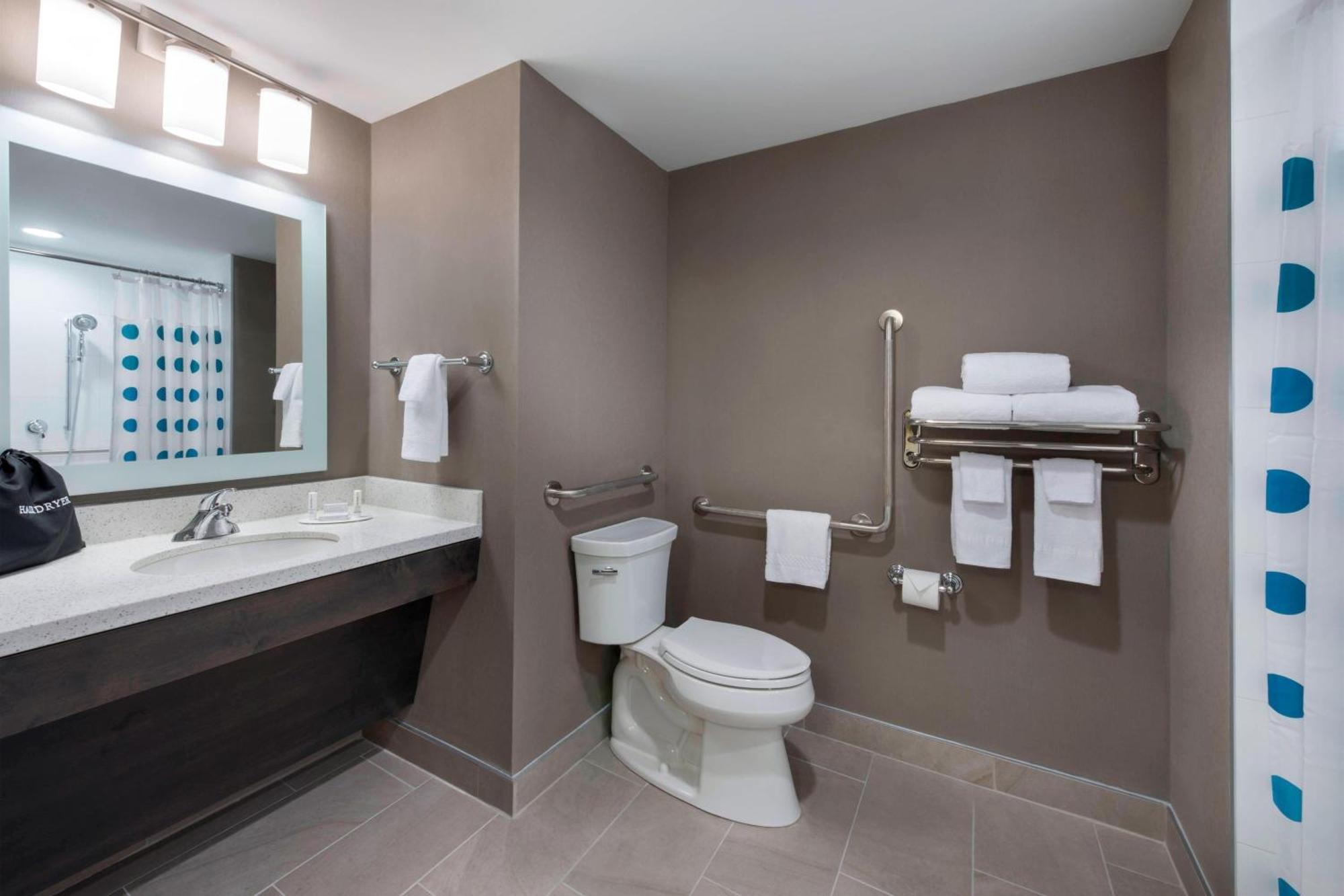 Towneplace Suites By Marriott Ottawa Kanata Екстер'єр фото