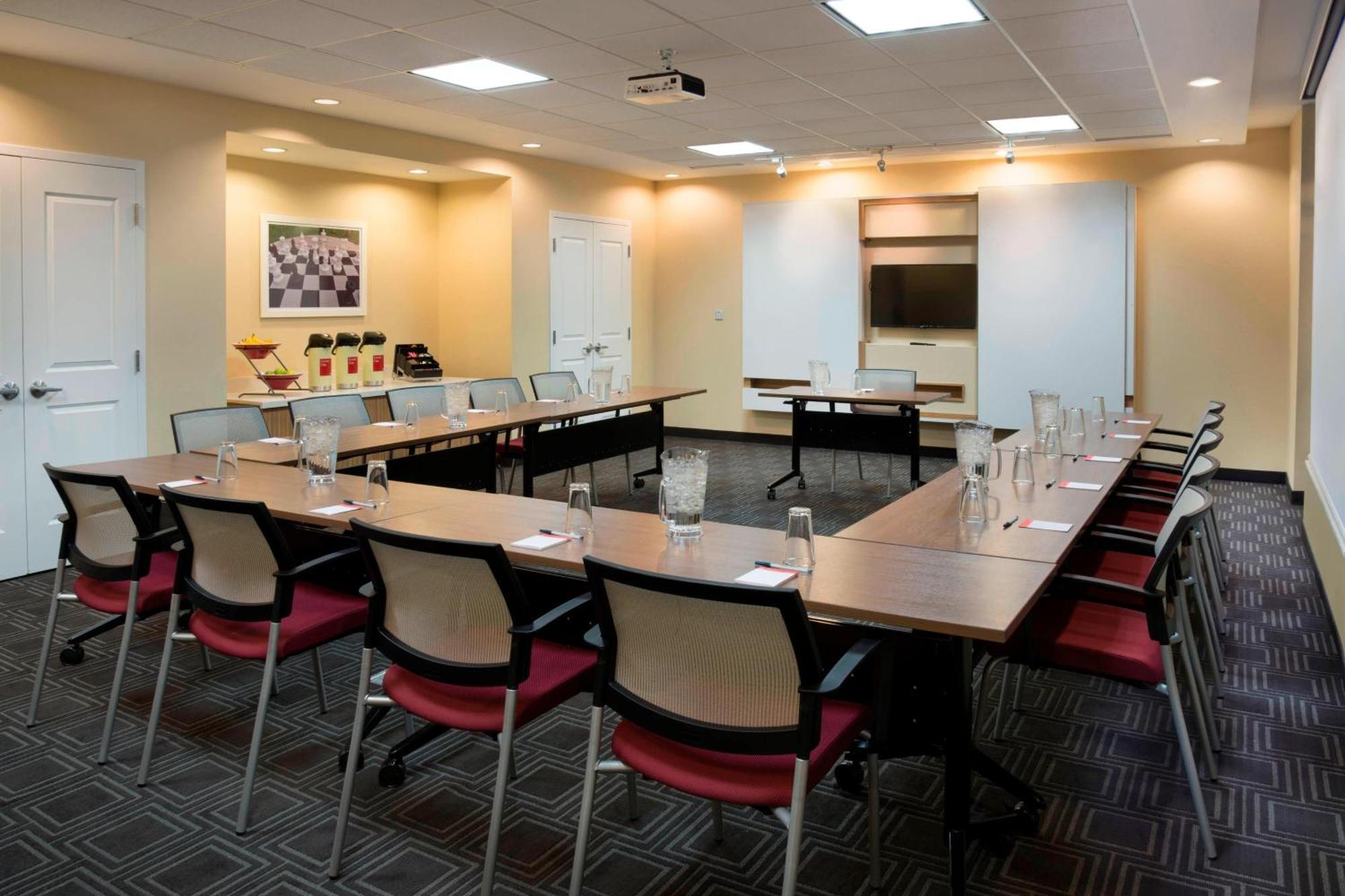 Towneplace Suites By Marriott Ottawa Kanata Екстер'єр фото