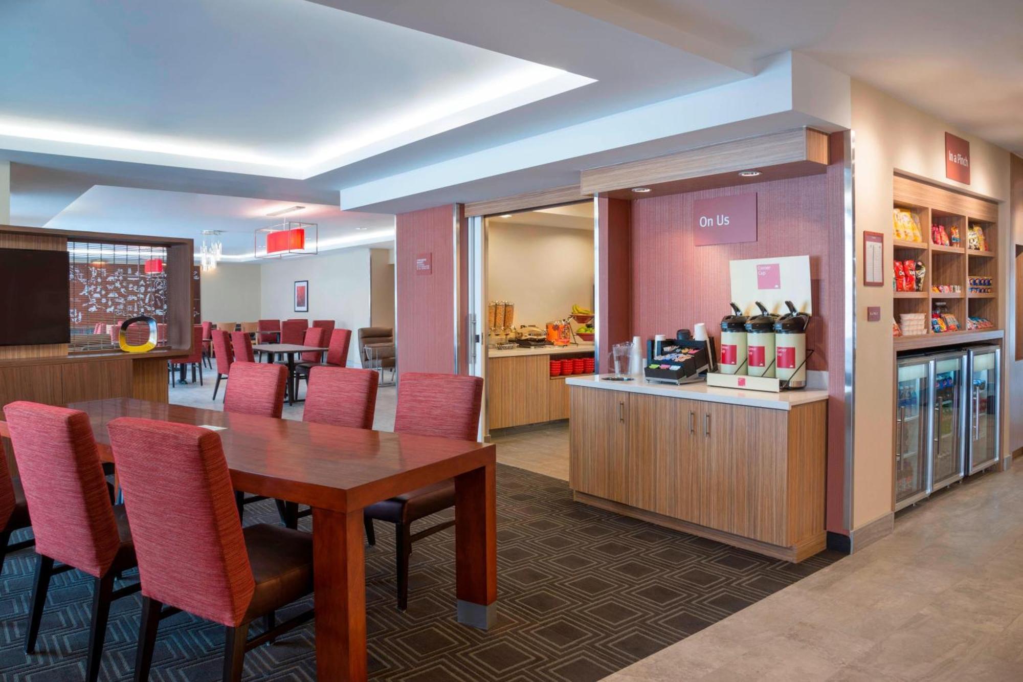 Towneplace Suites By Marriott Ottawa Kanata Екстер'єр фото